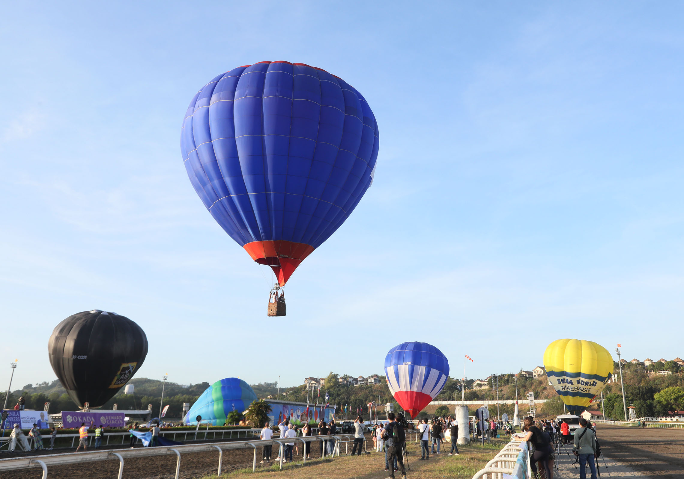 hot air balloon festival today