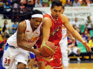 Reid playing for Rain or Shine Painters / Photo by KC Cruz from PBA's official online website. 