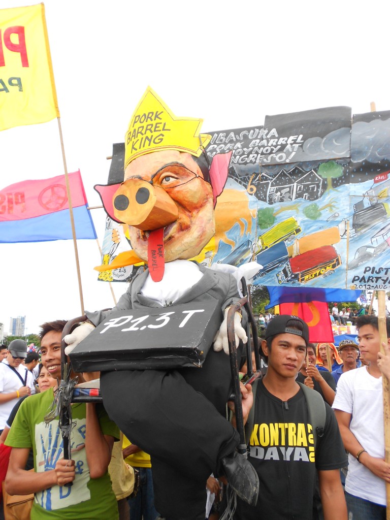 Photo taken at the 2103 anti-corruption Million People March in Luneta. (Photo: Angie Duarte)