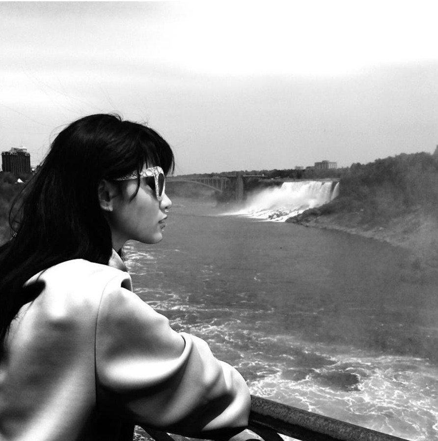 Jodilly in Niagara Falls, Ontario/ Photo from Jodilly Pendre's Instagram