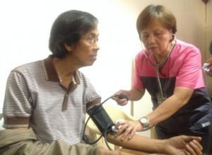 Jovito Palparan undergoes routine medical check-up after arrest. Photo: Tricia Terada / Twitter