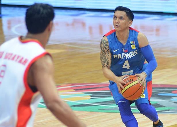 Jimmy Alapag (#4) gave an outstanding performance against Argentina, but sadly, it was not enough. (Photo courtesy of Smart Gilas Pilipinas Facebook page)