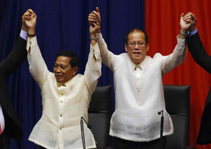 VP Jejomar Binay (left) and President Benigno Aquino III (Photo by Dondi Tawatao)