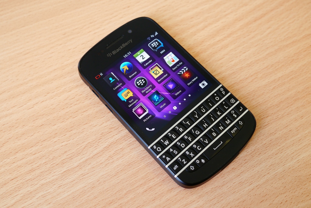 Blackberry Q10 (Wikipedia photo)