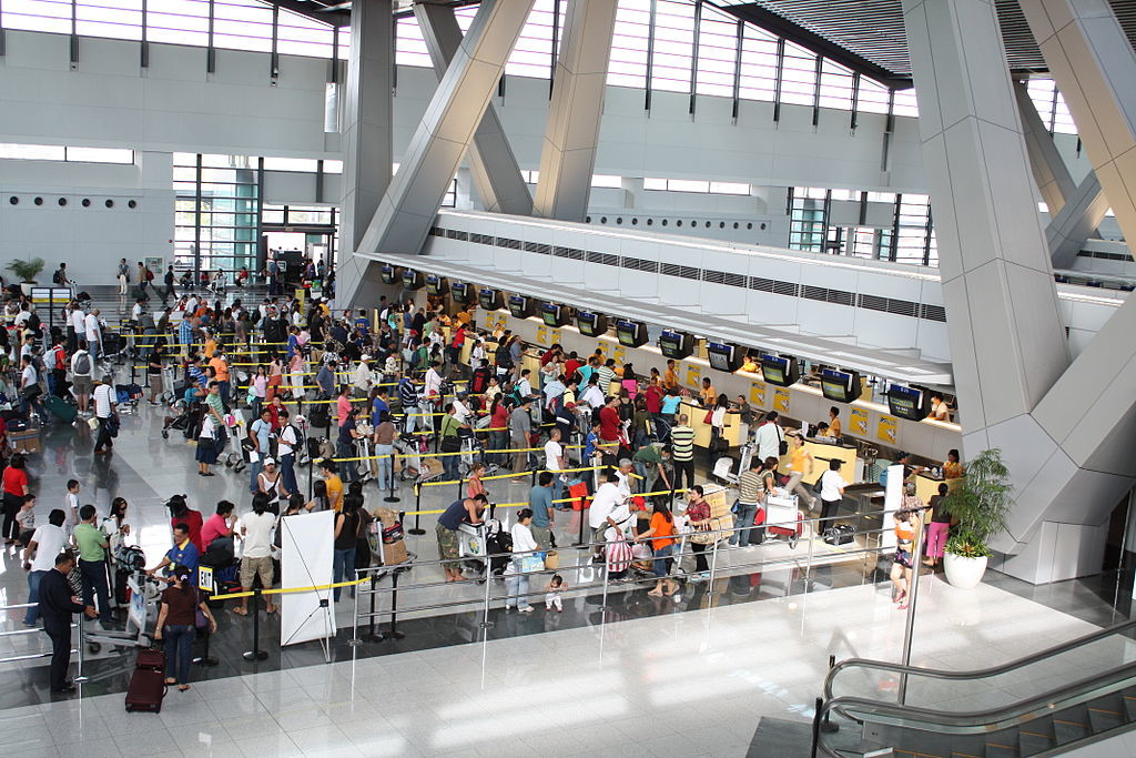 Cebu Pacific check-in counters at NAIA Terminal 3 (Mattun0211 / Wikipedia)