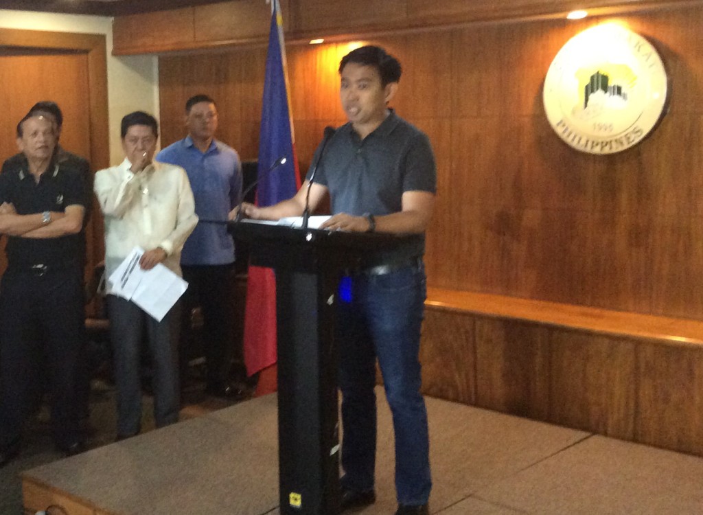 Makati Mayor JunJun Binay delivers his speech at the Makati City Hall after Ombudsman issued suspension order against him and 22 other Makati City staff (PNA photo)