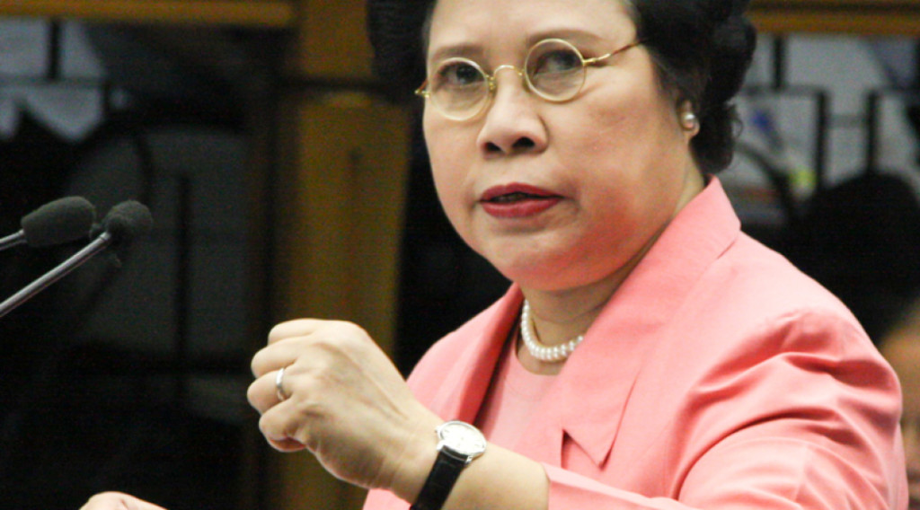 Senator Miriam Santiago (Photo from Santiago’s official website) 