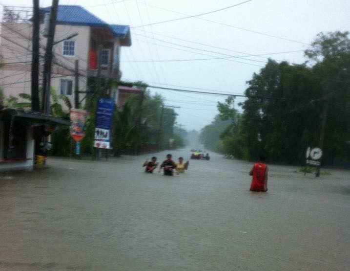 Flooded streets due to Tropical Storm 'Egay' (Philippine Red Cross / Facebook)