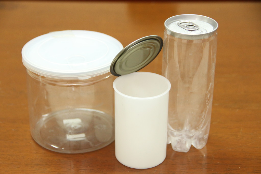 Other variations of the improved food container – for powdered milk (left) and fruit juice (right). 