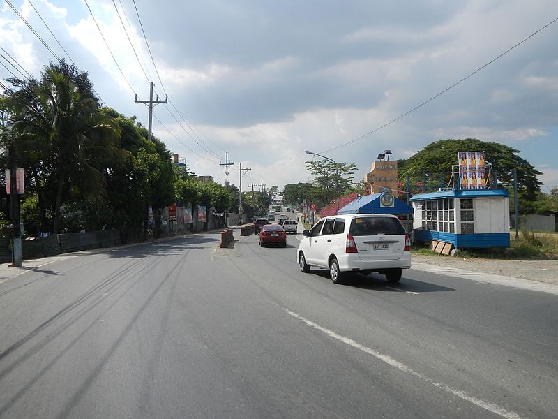 Quirino Highway  (Photo by Judgefloro - Own work, CC BY-SA 4.0)