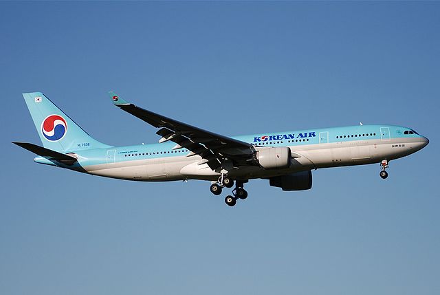 Cho said Korean Air will create a new management position to hire a senior manager outside the Cho family member and establish a compliance committee. A former constitutional Court judge will head the committee to beef up internal oversight, the flag carrier said. (Photo By: Aero Icarus from Zürich, Switzerland - Korean Air Airbus A330-200, CC BY-SA 2.0) 