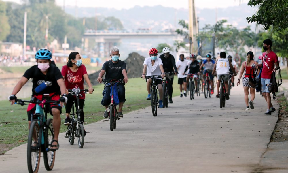 cyclist-along-marikina-river-park