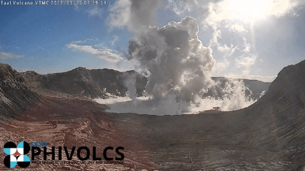 phreatomagmatic eruption of the Taal Main Crater