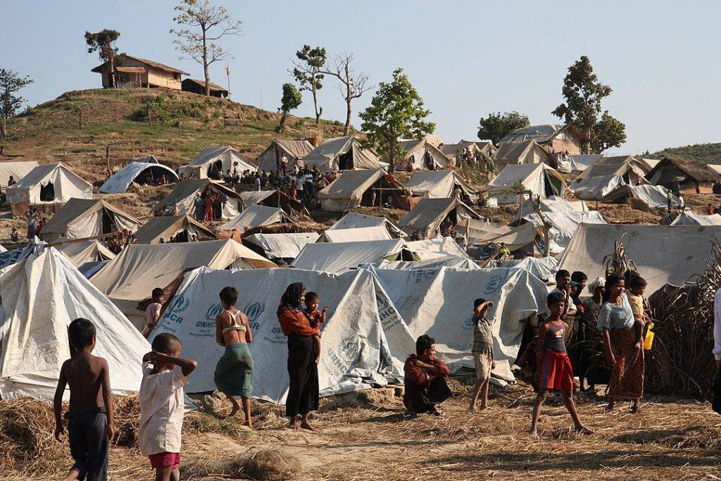 people displaced in Rakhine State