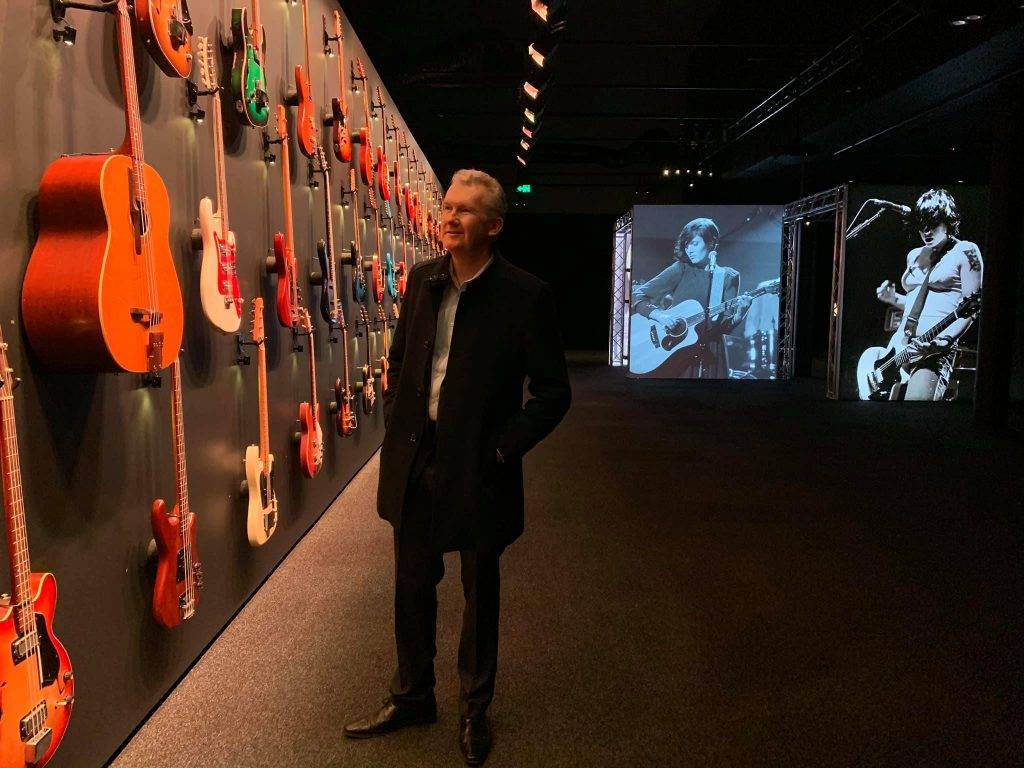 Tony Burke at an exhibition