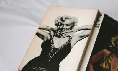 marilyn monroe's picture on a book cover