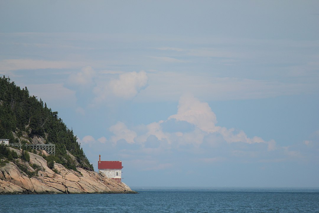 edge of the Saint Lawrence River