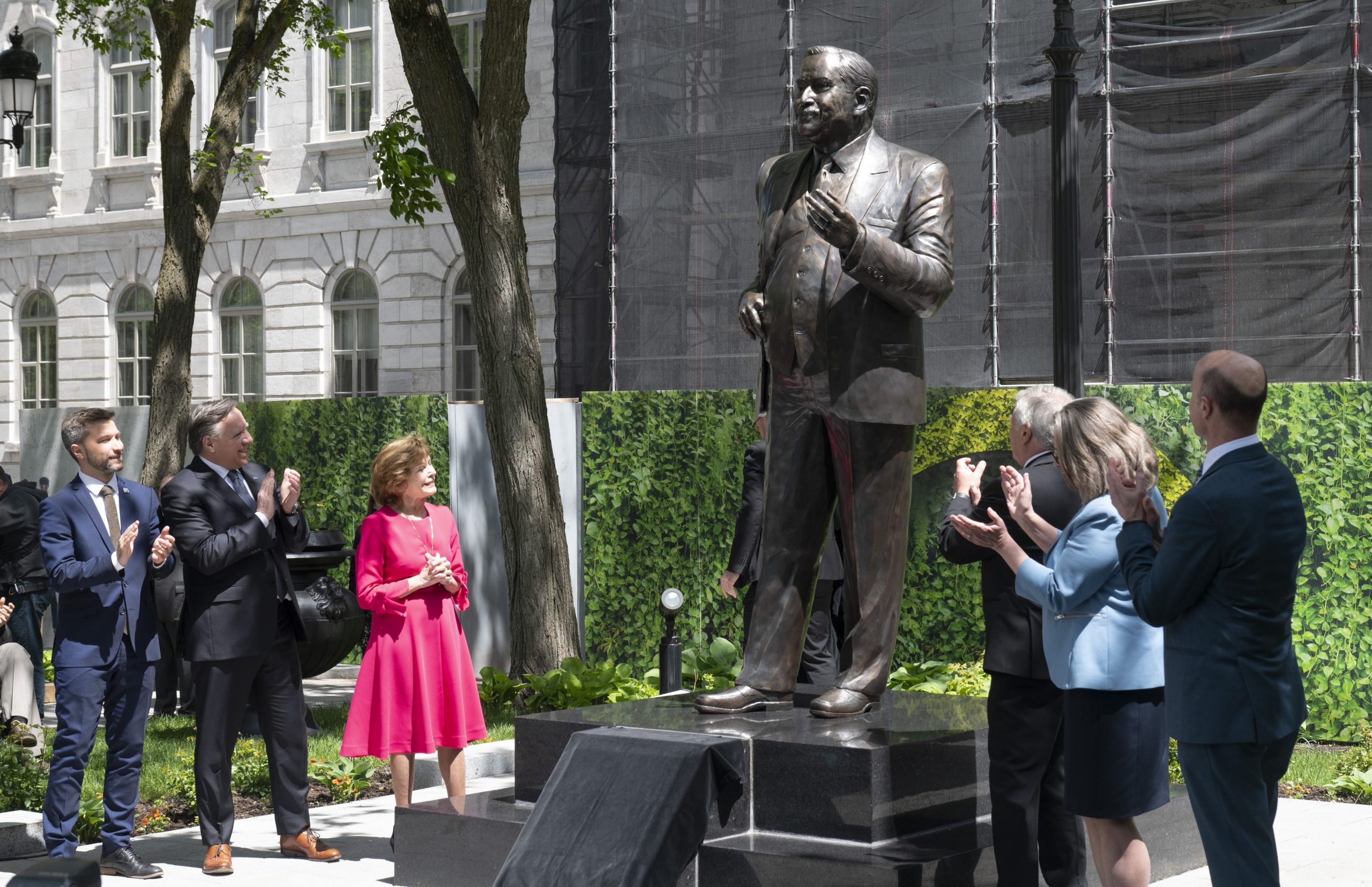 Statue of Jacques Parizeau