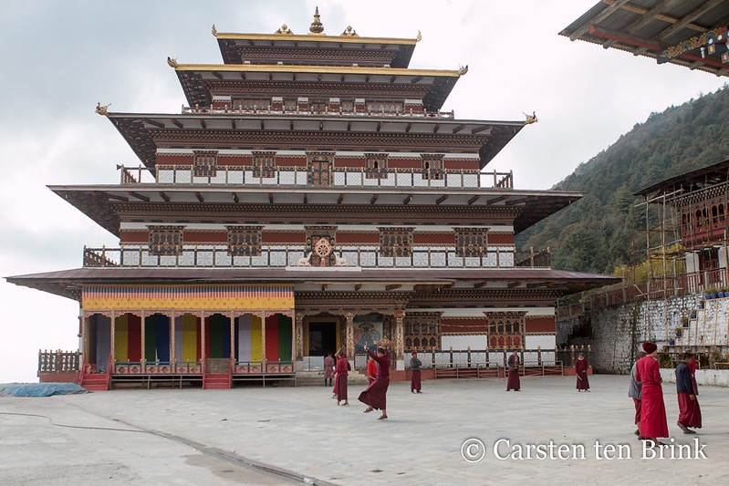 Bartsham - Chador Lhakhang