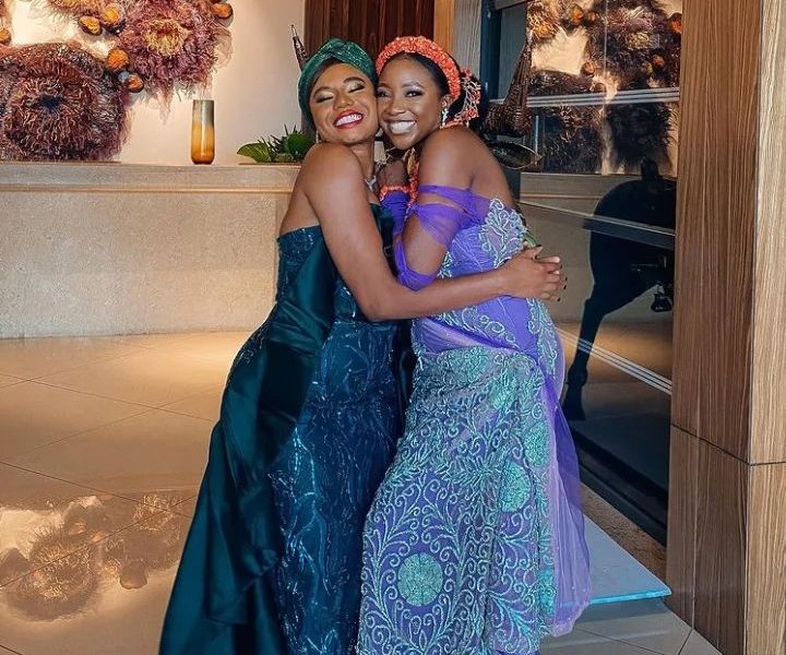 lead stars of blood sisters