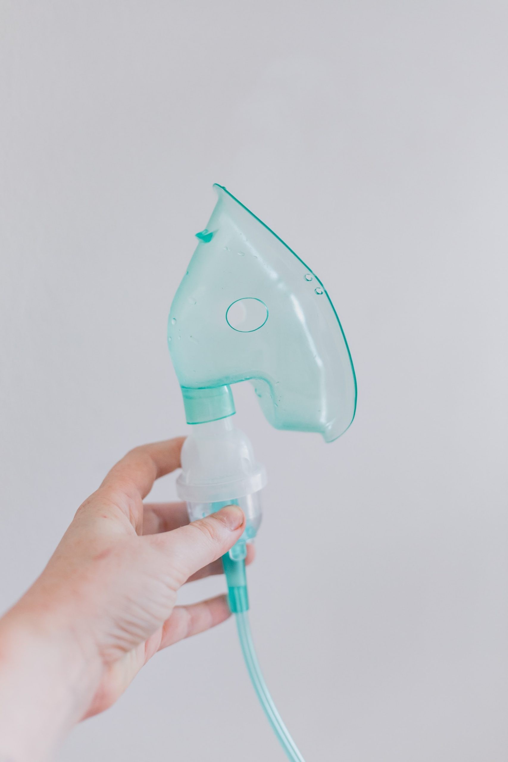 Nebulizer mouthpiece