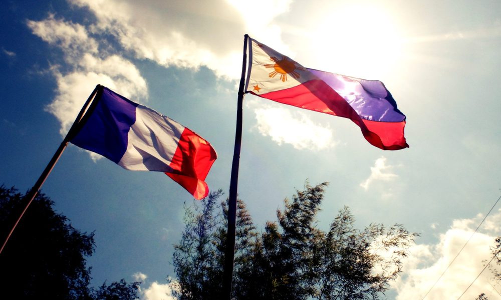 France and Philippine flags