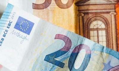 euro banknotes