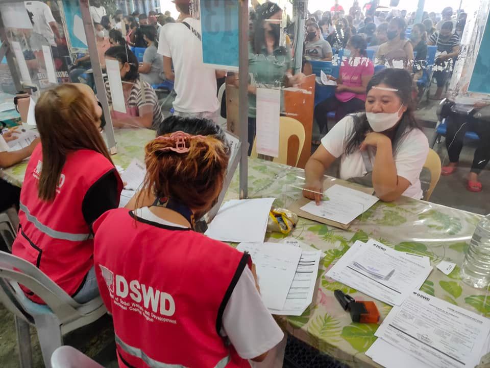 DSWD NCR distributes educational assistance