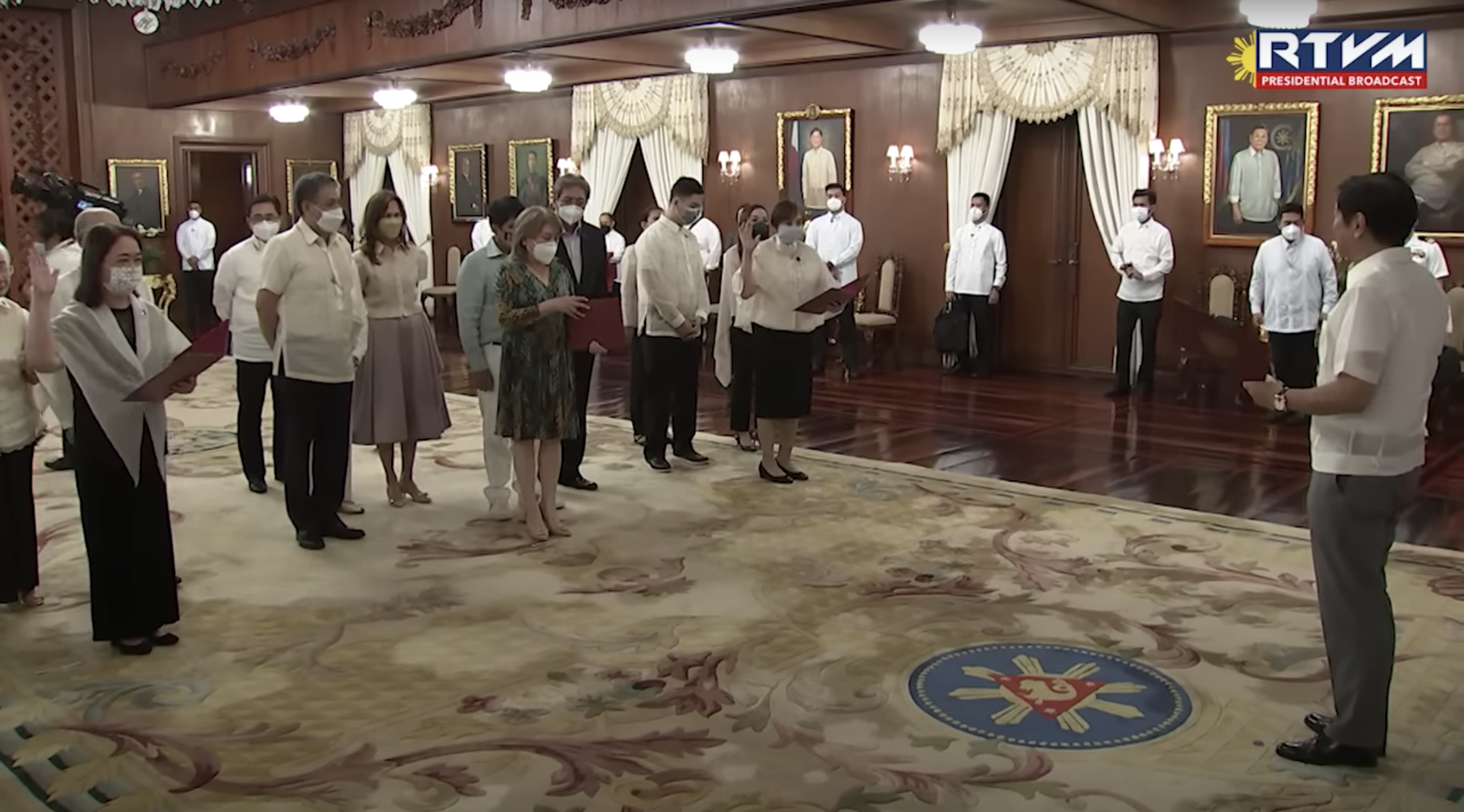 oathtaking of new gov't officials