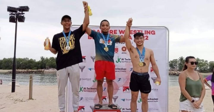 ph-army-sergeant-bags-medals-in-singapore-wrestling-tiltph-army-photo