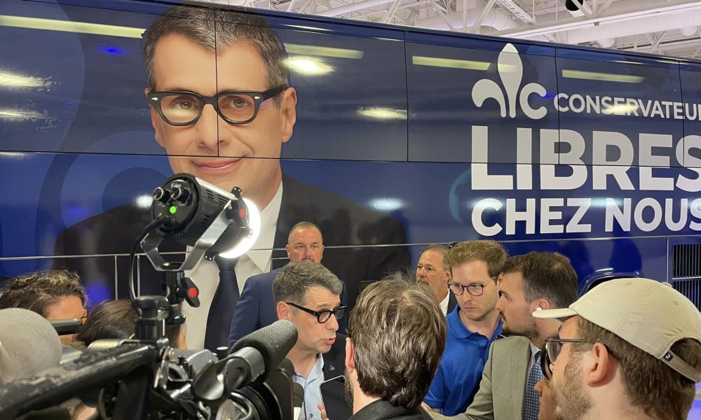 Éric Duhaime being interviewed