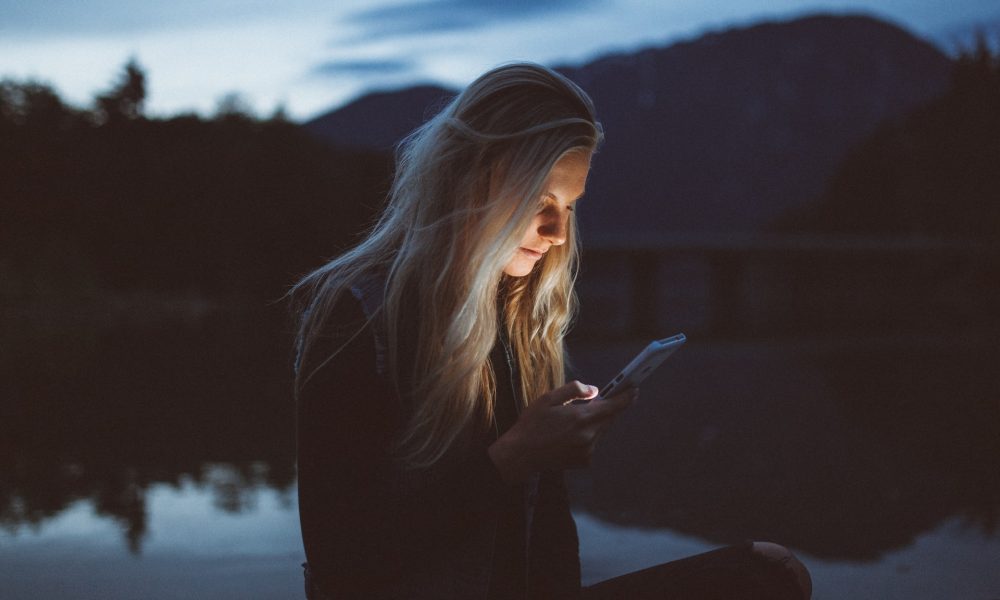 girl using phone