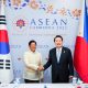 PBBM with South Korea President Yoo Suk-yeol shaking hands