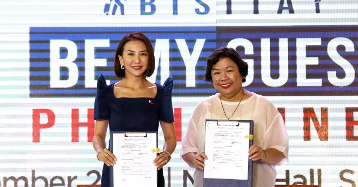 Tourism Secretary Ma. Christina Frasco and Migrant Workers Secretary Susan Ople