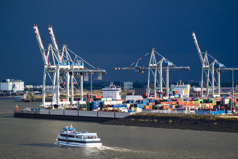 dock in port of hamburg
