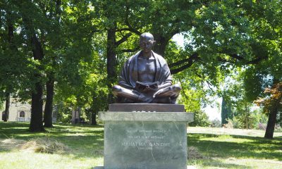 Mahatma Gandhi statue