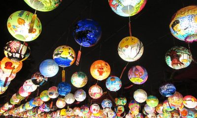 960px-Lantern_Festival_in_Taiwan_at_night_5