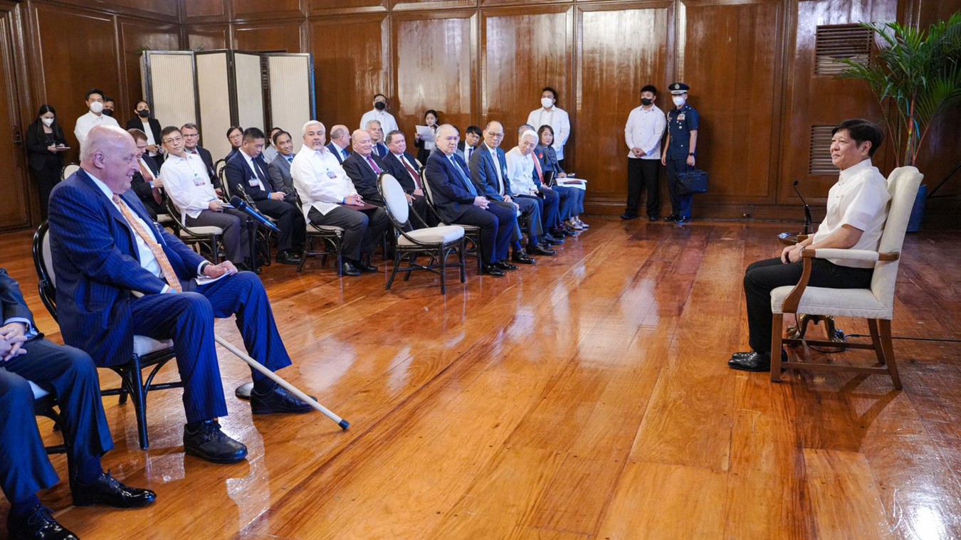 Marcos meets with US-Philippines Society in a courtesy call