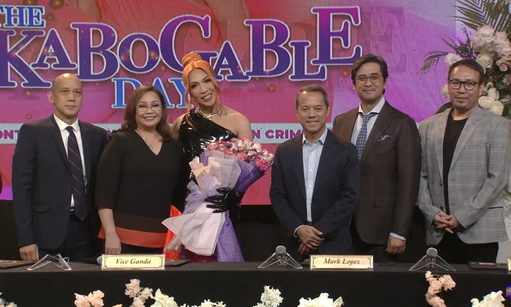 Vice Ganda with the ABS-CBN Executives