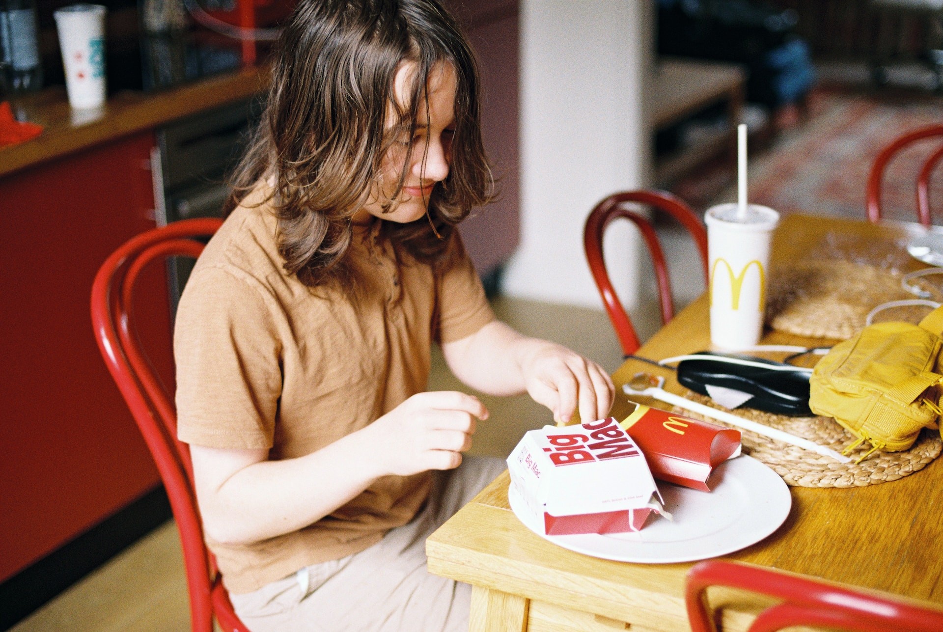 woman eating bic mac