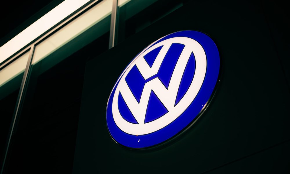 blue and white volkswagen logo
