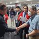 DFA Sec Enrique Manalo with Filipino evacuees