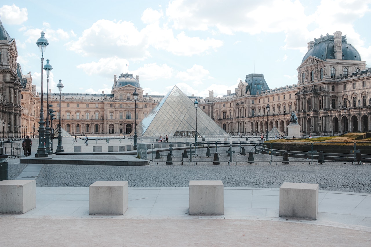 Louvre Museum