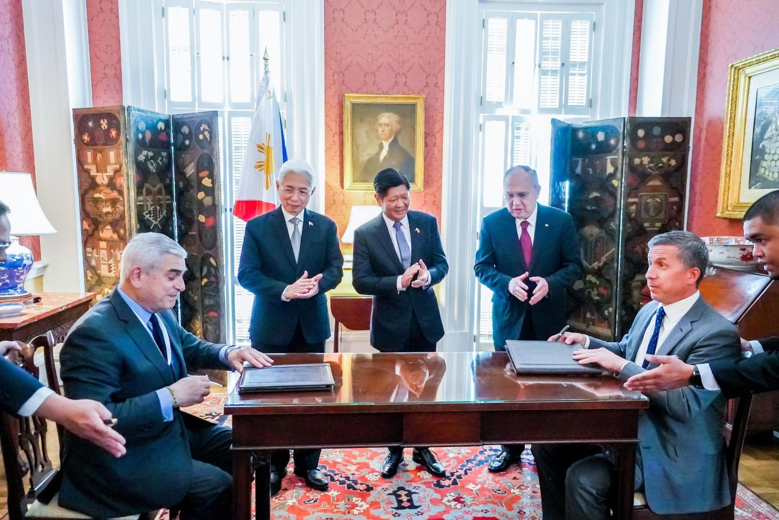 PBBM witnessing signing of MOA