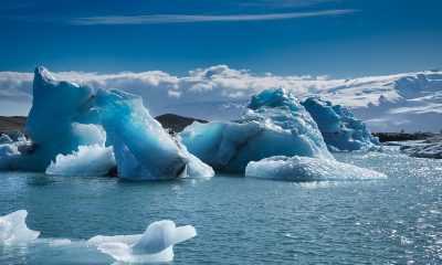 melting ice in antarctic