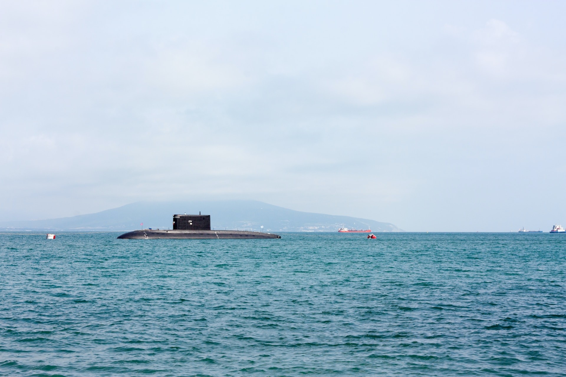 floating submarine