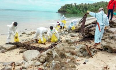 naujan-oil-spill-cleanup