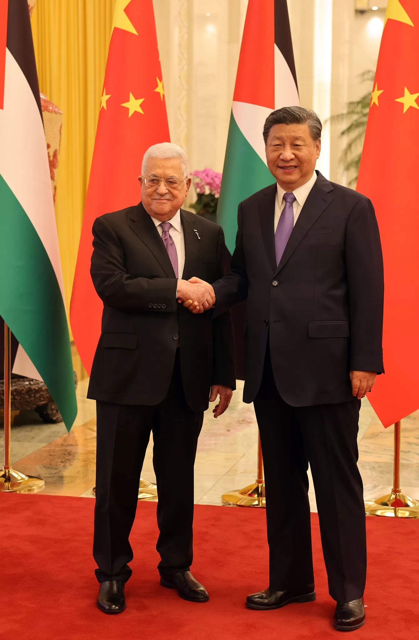 China’s President Xi Jinping meets Palestinian President Mahmud Abbas