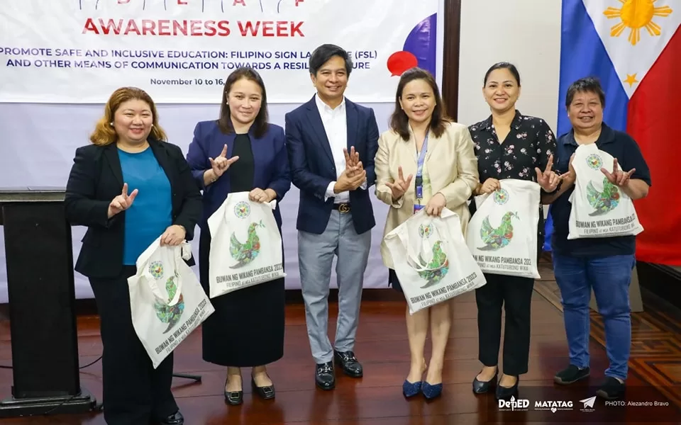 Deaf Awareness Week promotes sign language, inclusive communication - Philippine Canadian Inquirer Nationwide Filipino Newspaper - Vimarsana News