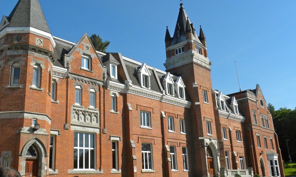 Bishop's University McGreer Hall